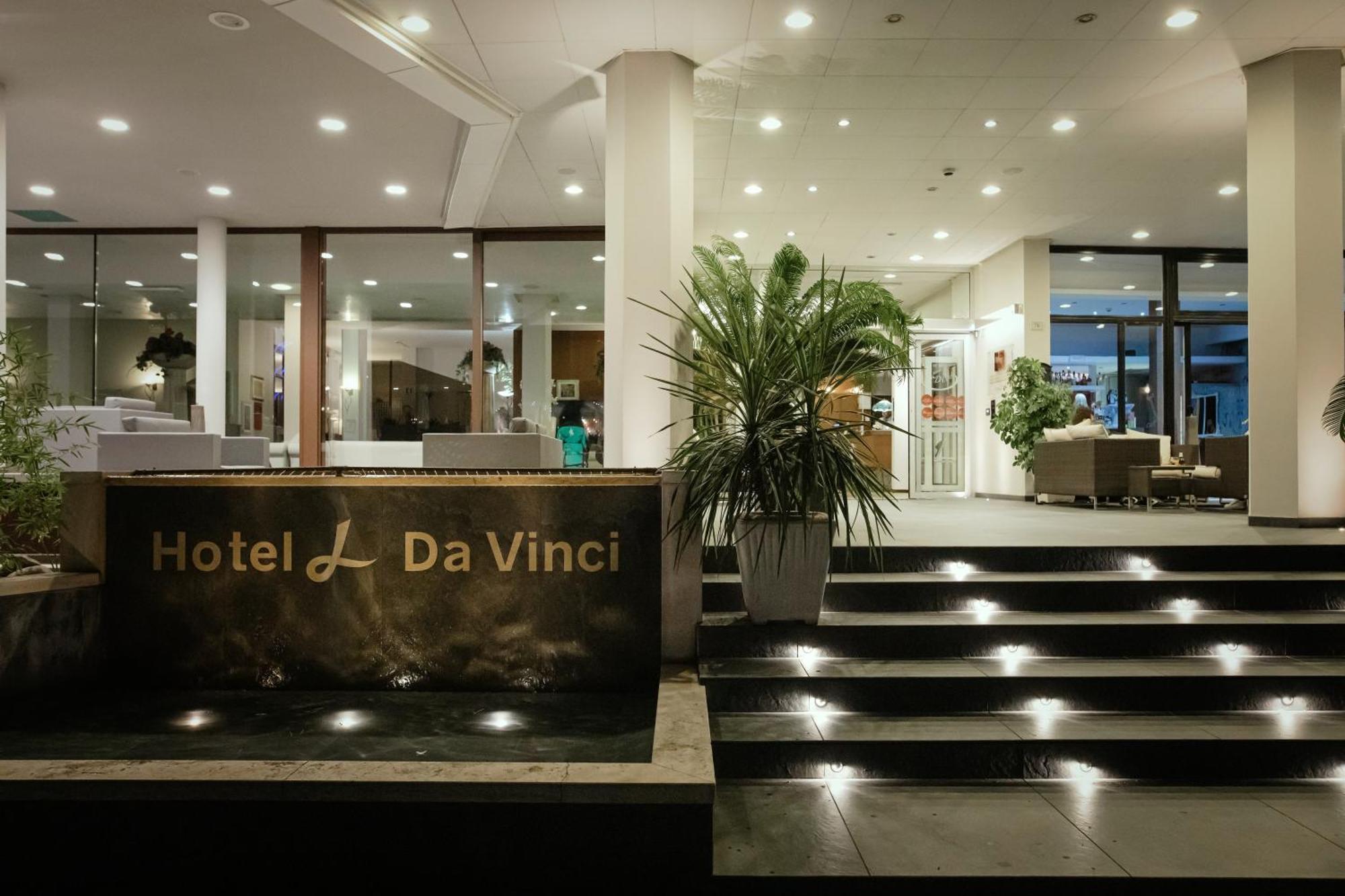 Hotel Leonardo Da Vinci Wellness Spa บิบิโอเน ภายนอก รูปภาพ
