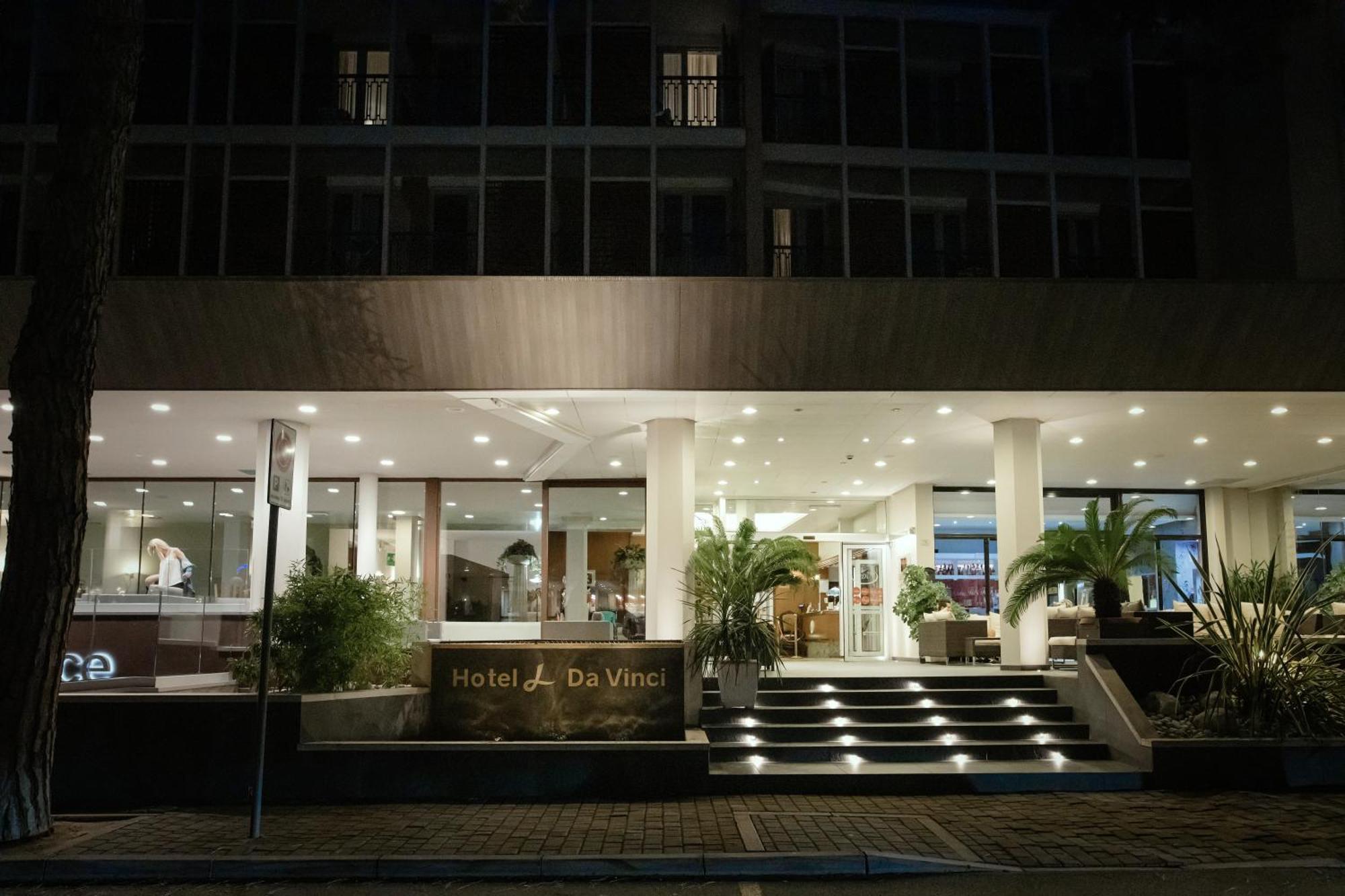 Hotel Leonardo Da Vinci Wellness Spa บิบิโอเน ภายนอก รูปภาพ