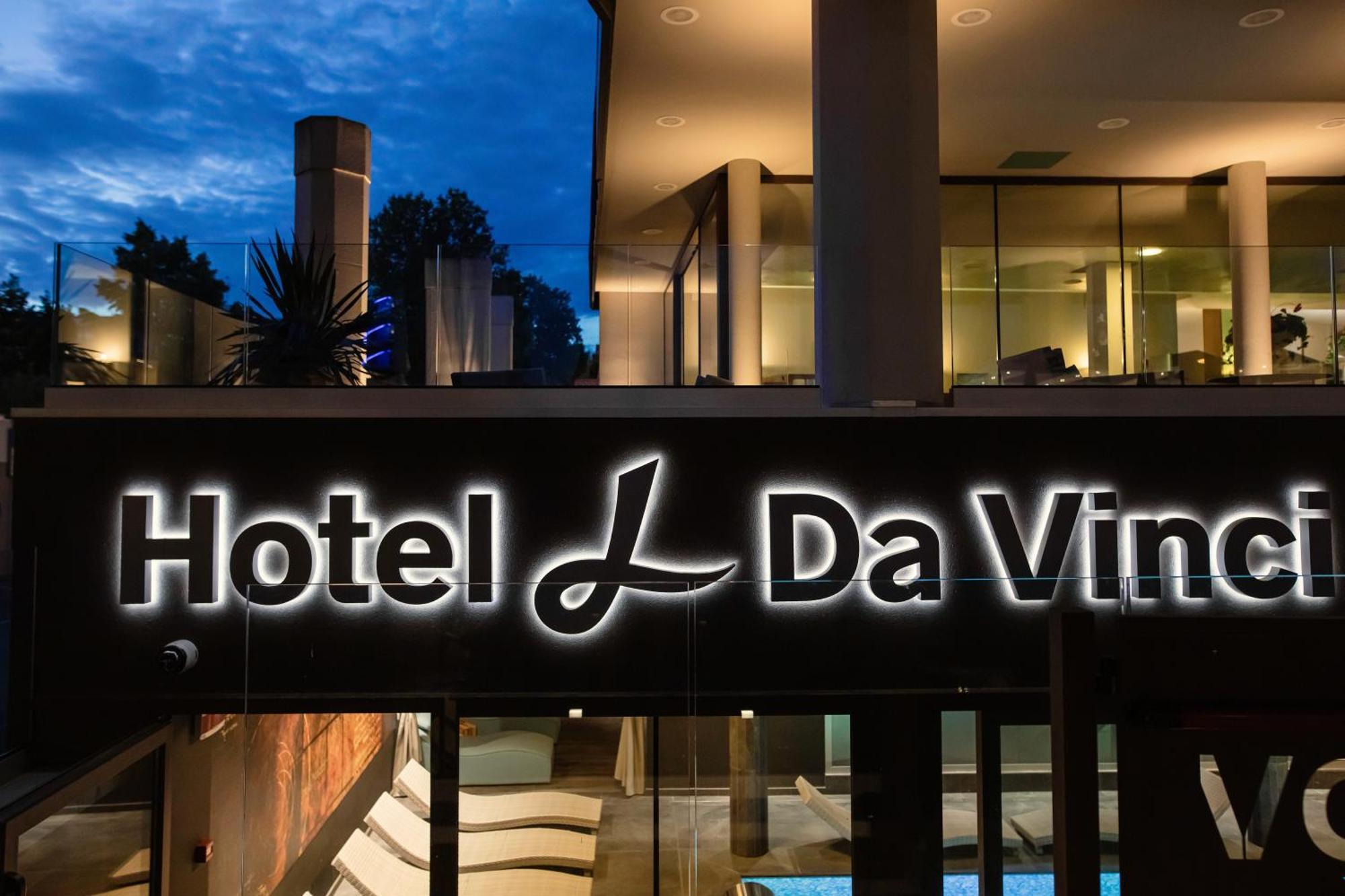 Hotel Leonardo Da Vinci Wellness Spa บิบิโอเน ภายนอก รูปภาพ