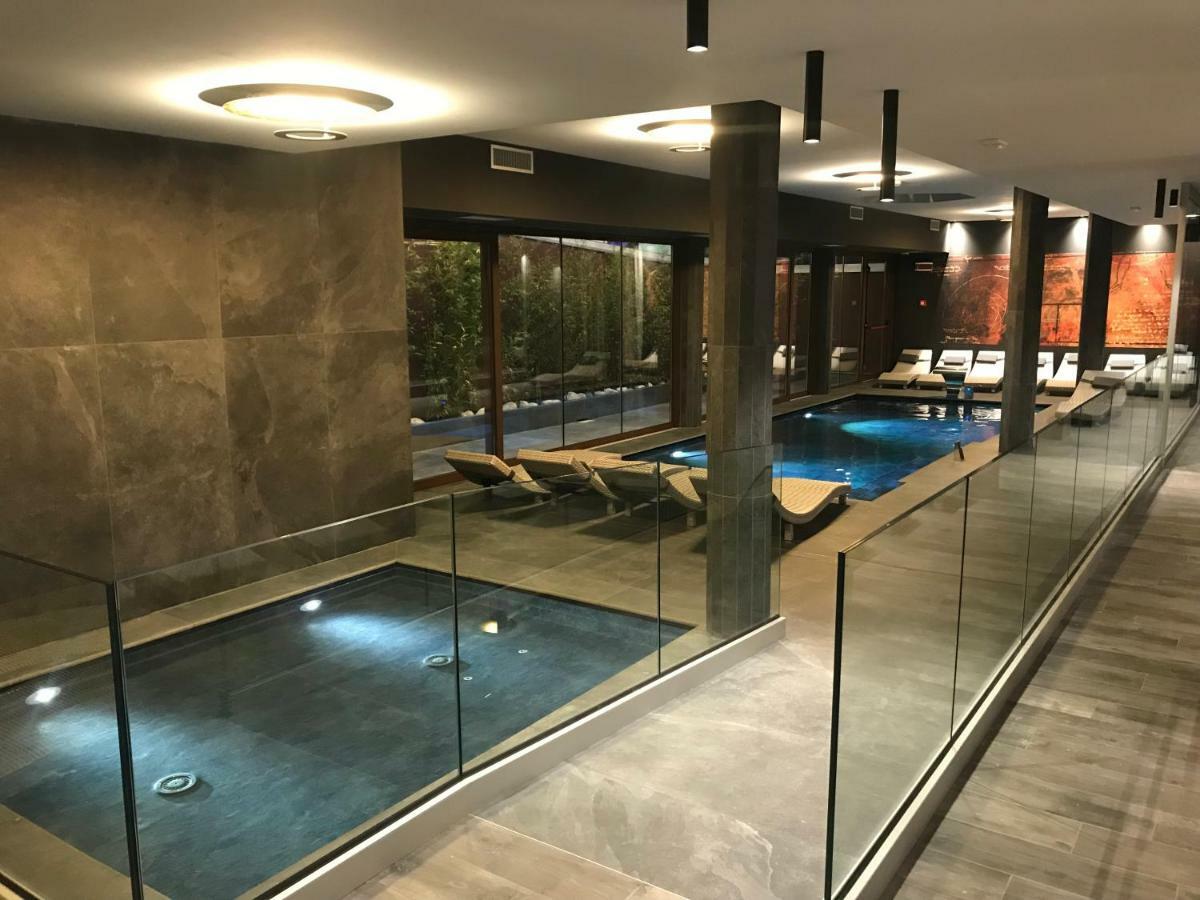 Hotel Leonardo Da Vinci Wellness Spa บิบิโอเน ภายนอก รูปภาพ