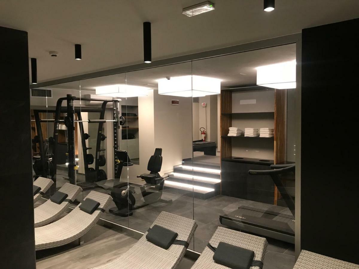 Hotel Leonardo Da Vinci Wellness Spa บิบิโอเน ภายนอก รูปภาพ